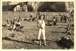 Photographie Photo Snapshot Anonyme Vintage Dieppe Plage 76  - Places