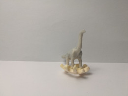 Kinder :  MPG VV431   Jurassic World 2021 - Brachiosaurus - Monoblocchi