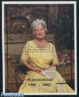 Saint Vincent 2002 Death Of Queen Mother S/s, Overprint, Mint NH, History - Kings & Queens (Royalty) - Royalties, Royals