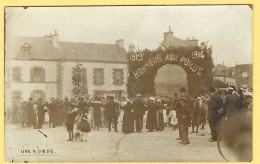 56 - QUESTAMBERT +++ Honneur Aux Poilus +++ 1914 - 1919 +++ Une Ronde +++ Carte Photo Rare +++ - Questembert