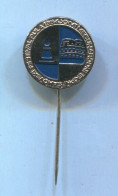 Chess Schach Ajedrez - International Tournament Pula Istria Croatia, Vintage Pin Badge Abzeichen - Jeux