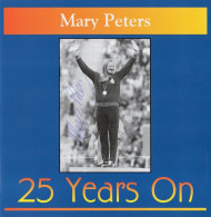 Mary Peters Olympic Games Athletics Hand Signed Autograph - Acteurs & Comédiens