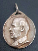 WW2 Médaille Pendentif Etat Français Vichy "Maréchal Philippe Pétain" WWII - 1939-45