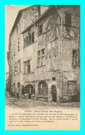 A877 / 685 71 - CLUNY Maison Romane Rue Dauphine - Cluny