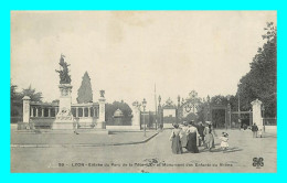 A884 / 487 69 - LYON Entrée Du Parc De La Tete D'Or Et Monument Des Enfants Du Rhone - Autres & Non Classés