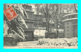 A892 / 245 88 - PLOMBIERES LES BAINS Petite Promenade Sous La Neige - Plombieres Les Bains