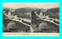 A898 / 119 65 - LOURDES Carte Stéréoscopique Basilique Prise Du Chateau Fort - Lourdes