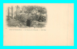 A902 / 161 77 - Foret De FONTAINEBLEAU Caverne Des Brigands - Fontainebleau