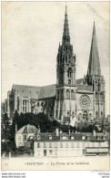 CPA  28  CHARTRES   CATHEDRALE  LES FLECHES    PARFAIT ETAT - Chartres