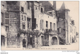 CPA   44 ANCENIS  VIELLES MAISONS   RUE DES TONNELIERS TB ETAT - Ancenis