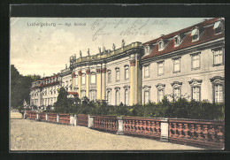 AK Ludwigsburg, Partie Vor Dem Kgl. Schloss  - Ludwigsburg