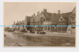 C022322 Broadway. The Lygon Arms. Walter Scott. RP - Monde