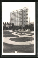 AK Zlin, Platz Der Arbeit Mit Verwaltung Der Bata-Werke  - Czech Republic