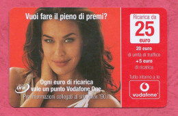 Italy, Vodafone. Top Up Phone Card Used By 25 Euros. Exp. 12.2010. Vuoi Fare Il Pieno Di Premi. - GSM-Kaarten, Aanvulling & Voorafbetaald