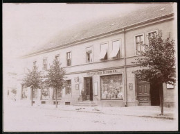 Fotografie Unbekannter Fotograf, Ansicht Singen, Drogerie Von Christian Gramss, Rückseitig Handschrift Des Inhaber's  - Lieux