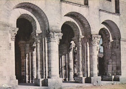 AK 215834 FRANCE - St-Benoit-sur-Loire - La Basilique - Facade Ouest - Sonstige & Ohne Zuordnung