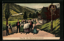 Präge-AK Familie Bei Der Taufe Des Kindes In Schwarzwälder Tracht  - Costumes