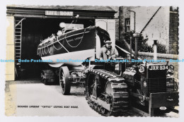 C023025 Skegness Lifeboat Cuttle Leaving Boat House. Walfred Photographic Ltd. R - Monde