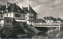 Pont L'Evêque (14 Calvados) Le Pont Sur Le Canal Bréban - édit. Gaby N° 13 CPSM N&B PF Rare - Pont-l'Evèque