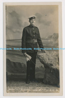 C024526 Southsea. A Young Male Sailor. Postcard - Monde