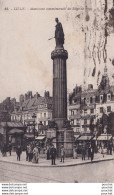 59) LILLE - MONUMENT COMMEMORATIF DU SIEGE DE 1792 - ANIMEE - HABITANTS - EN 1928  - ( 2 SCANS ) - Lille