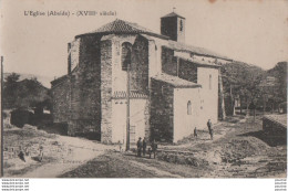 L20-11) FONTCOUVERTE (AUDE)  L ' EGLISE  - ABSIDE -  ANIMEE - HABITANTS - ( 2 SCANS ) - Autres & Non Classés