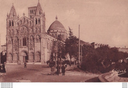 L15-16) ANGOULEME - CATHEDRALE ST. PIERRE - EDIT. A. GILBERT ANGOULEME - SOULAC - EN 1952 - ( 2 SCANS ) - Angouleme