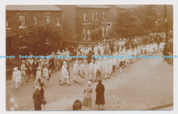 C024499 Village. Street Party. Postcard - Monde