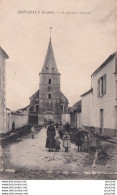 L22-45) BOISSEAUX (LOIRET) PLACE DE L ' EGLISE - ANIMEE - HABITANTS - EN 1906 - ( 2 SCANS ) - Autres & Non Classés