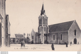 L1-72) MEZERAY - L ' EGLISE - ANIMEE - HABITANTS -  ( 2 SCANS ) - Autres & Non Classés