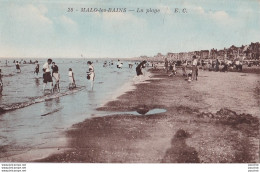  L9-59)  MALO LES BAINS - NORD - LA PLAGE -  ANIMEE   -  (2 SCANS) - Malo Les Bains