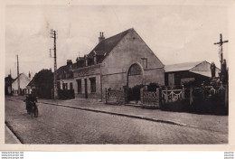 L14-62) MARCK - PAS DE CALAIS - LE CALVAIRE ET LA ROUTE NATIONALE - (2 SCANS) - Autres & Non Classés