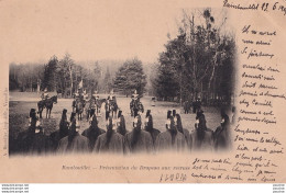  L23-78) RAMBOUILLET - PRESENTATION DE DRAPEAU AUX RECRUES - EN 1903 - ( 2 SCANS ) - Rambouillet