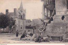 A8-02) PONTAVERT ( AISNE ) RUE CONDUISANT AU CHATEAU - ANIMEE - MILITAIRES - ( 2 SCANS ) - Other & Unclassified