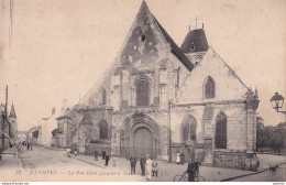 A8-91) ETAMPES - LA RUE SAINT JACQUES ET SAINT BASILE - ( ANIMEE - 2 SCANS ) - Etampes