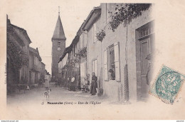 A4-32) MASSEUBE ( GERS )  RUE  DE L ' EGLISE  -  ANIMEE  - HABITANTS -  EN  1904 - Autres & Non Classés