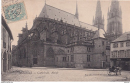 A22-03) MOULINS -  CATHEDRALE - ABSIDE   - ANIMEE - ATTELAGE  -  EN 1905 - Moulins