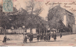 A20-31) SAINT GAUDENS - HAUTE GARONNE - SQUARE DU LYCEE ET CHAPELLE DE L ' HOSPICE - ANIMEE - ECOLIERS - EN 1903 - Saint Gaudens