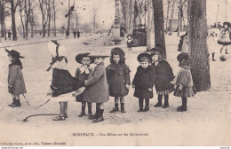 I4-33) BORDEAUX - NOS BEBES SUR LES QUINCONCES - CORDEE D ' ENFANTS -  EN 1905 - ( 2 SCANS )  - Bordeaux