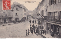 I3-12) LAISSAC (AVEYRON)  PLACE DE LA CAPELLE - ANIMEE - ECOLIERS - HABITANTS - EN  1912 - Autres & Non Classés