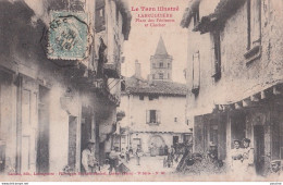 I29-81) LABRUGUIERE - TARN -  PLACE DES PENITENTS ET LE CLOCHER - ANIMEE  - HABITANTS - EN 1903  - Labruguière