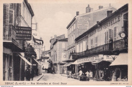 I27-47) NERAC - RUE MARCADIEU ET GRAND BAZAR - MAISON UNIVERSELLE - ALIMENTATION - ( 2 SCANS ) - Nerac