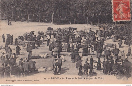 I33-19) BRIVE - LA PLACE DE LA GUIERLE - UN JOUR DE FOIRE - EN 1911 - Brive La Gaillarde