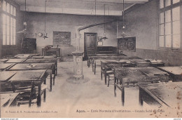 A10-47) AGEN - ECOLE NORMALE D ' INSTITUTRICES - GRANDE SALLE D ' ETUDES  - ( 2 SCANS ) - Agen