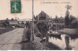 50) VILLEDIEU LES POELES - MANCHE - LA FROMAGERIE - ANIMATION - EN 1911  - Villedieu