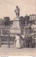 A6-31) TOULOUSE - LA STATUE DE RIQUET - ANIMATION - EN 1907 - ( 2 SCANS ) - Toulouse