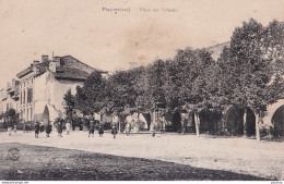 A15-47) PUYMIROL - LOT ET GARONNE - PLACE DES TILLEULS - ANIMEE - HABITANTS - ( 2 SCANS ) - Other & Unclassified