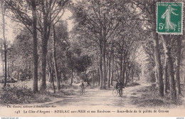 A10-33) SOULAC SUR MER ET SES ENVIRONS SOUS BOIS DE LA POINTE DE GRAVES  - ANIMEE - Soulac-sur-Mer