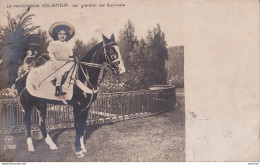  ITALIE - ITALIA - LA PRINCIPESSA IOLANDA - CARTE PHOTO - NEI GIARDINI DEL QUIRINALE - CHEVAL -  EN 1909 - 2 SCANS - Royal Families