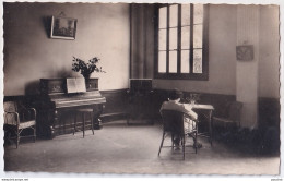 A2-47) AGEN - ECOLE NORMALE - LE PERISTYLE - SALLE DE LECTURE AVEC LE PIANO - ( 2 SCANS ) - Agen